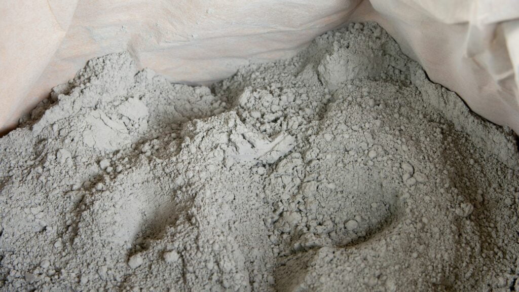 Fly Ash mixed with cement